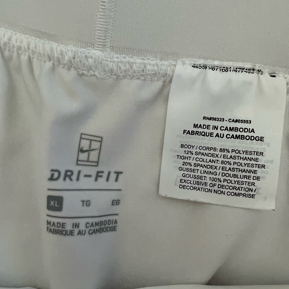 Nike Women’s Tennis Court Dri-fit Skirt with Shorts - Picture 4 of 4